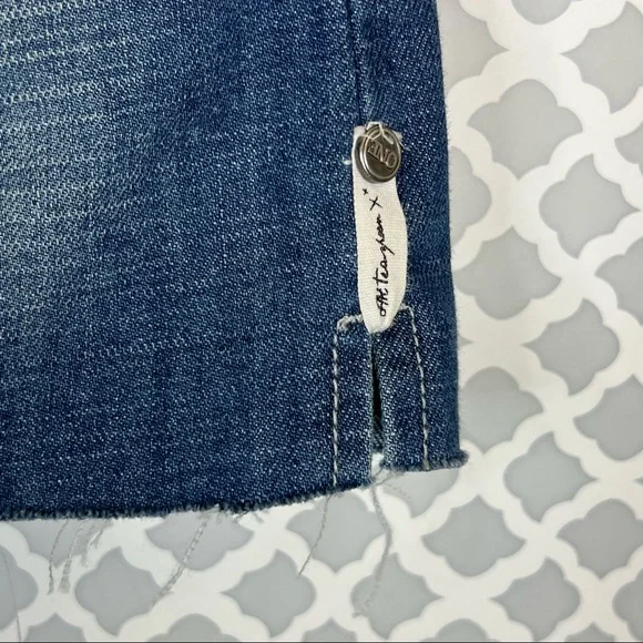 EUC One Teaspoon 2020 Medium Wash Two-Tone Distressed Denim Mini Skirt - Picture 9 of 12